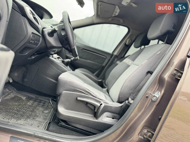 Коричневый Рено Сценик, объемом двигателя 1.46 л и пробегом 255 тыс. км за 7500 $, фото 35 на Automoto.ua