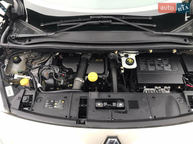 Коричневый Рено Сценик, объемом двигателя 1.5 л и пробегом 206 тыс. км за 9600 $, фото 21 на Automoto.ua