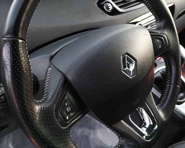 Коричневий Рено Сценік, об'ємом двигуна 1.5 л та пробігом 148 тис. км за 11300 $, фото 18 на Automoto.ua