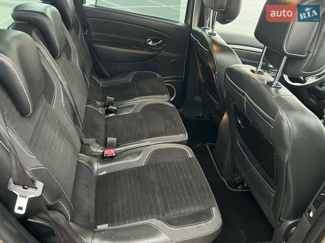 Коричневый Рено Сценик, объемом двигателя 1.6 л и пробегом 225 тыс. км за 10200 $, фото 21 на Automoto.ua