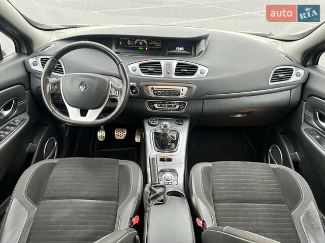 Коричневый Рено Сценик, объемом двигателя 1.6 л и пробегом 225 тыс. км за 10200 $, фото 28 на Automoto.ua