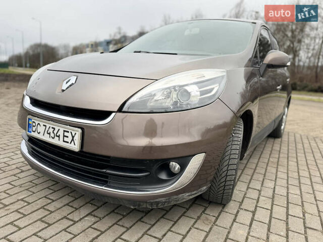 Коричневый Рено Сценик, объемом двигателя 1.46 л и пробегом 255 тыс. км за 7500 $, фото 9 на Automoto.ua