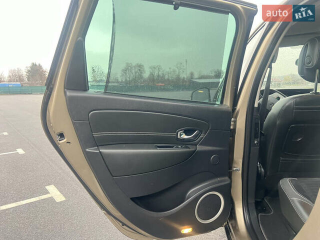 Коричневый Рено Сценик, объемом двигателя 1.6 л и пробегом 225 тыс. км за 10200 $, фото 16 на Automoto.ua