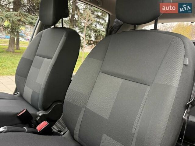 Коричневый Рено Сценик, объемом двигателя 1.6 л и пробегом 129 тыс. км за 9300 $, фото 51 на Automoto.ua