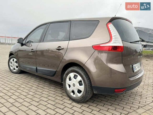 Коричневый Рено Сценик, объемом двигателя 1.46 л и пробегом 255 тыс. км за 7500 $, фото 19 на Automoto.ua