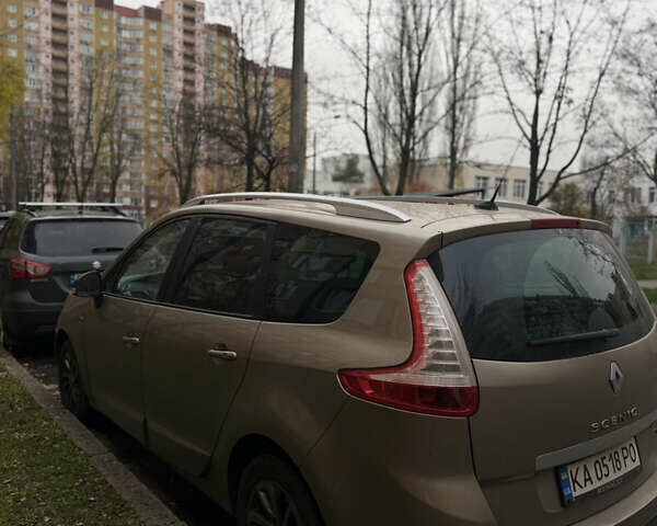 Коричневий Рено Сценік, об'ємом двигуна 1.46 л та пробігом 212 тис. км за 9291 $, фото 4 на Automoto.ua