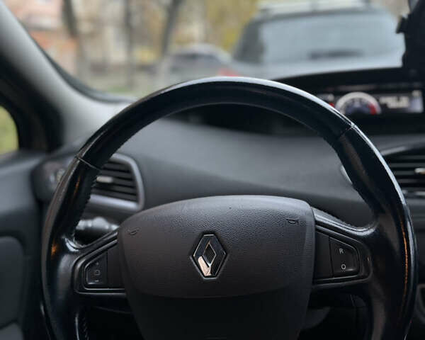 Коричневий Рено Сценік, об'ємом двигуна 1.46 л та пробігом 212 тис. км за 9291 $, фото 9 на Automoto.ua