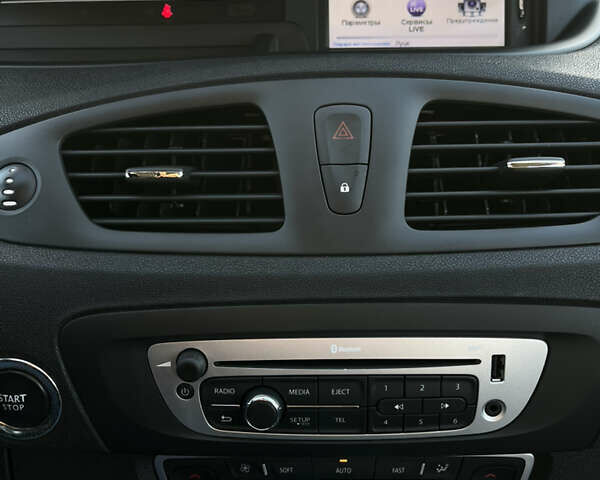 Коричневий Рено Сценік, об'ємом двигуна 1.46 л та пробігом 180 тис. км за 9950 $, фото 5 на Automoto.ua