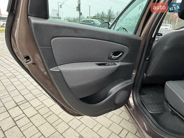 Коричневый Рено Сценик, объемом двигателя 1.46 л и пробегом 163 тыс. км за 10999 $, фото 45 на Automoto.ua