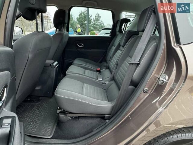 Коричневый Рено Сценик, объемом двигателя 1.46 л и пробегом 163 тыс. км за 10999 $, фото 47 на Automoto.ua