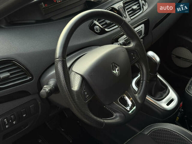 Коричневый Рено Сценик, объемом двигателя 1.5 л и пробегом 240 тыс. км за 10499 $, фото 69 на Automoto.ua