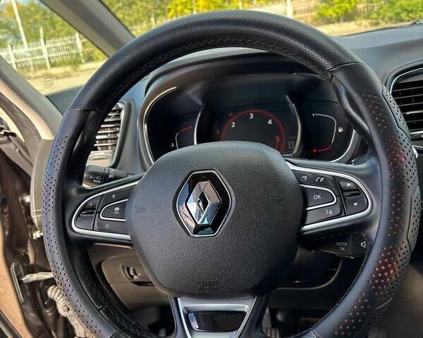 Коричневый Рено Сценик, объемом двигателя 1.6 л и пробегом 196 тыс. км за 17199 $, фото 24 на Automoto.ua