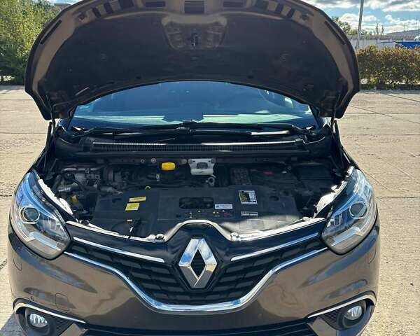 Коричневый Рено Сценик, объемом двигателя 1.6 л и пробегом 196 тыс. км за 17199 $, фото 13 на Automoto.ua