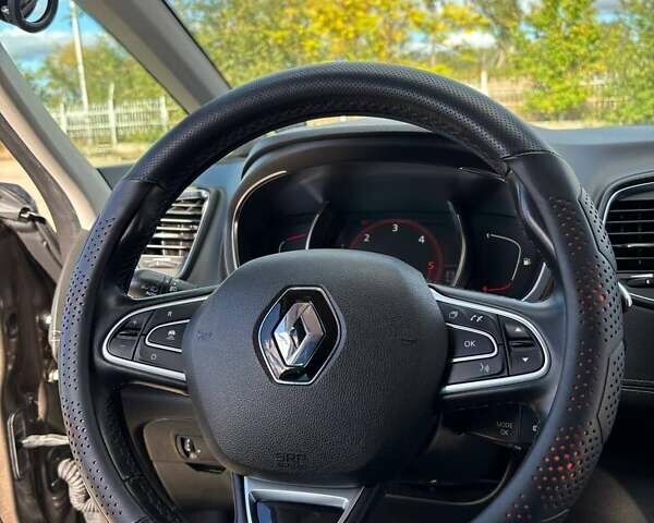 Коричневый Рено Сценик, объемом двигателя 1.6 л и пробегом 196 тыс. км за 17199 $, фото 25 на Automoto.ua