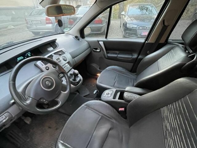 Коричневый Рено Сценик, объемом двигателя 1.6 л и пробегом 290 тыс. км за 5400 $, фото 7 на Automoto.ua