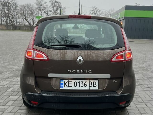 Коричневый Рено Сценик, объемом двигателя 1.4 л и пробегом 195 тыс. км за 4900 $, фото 6 на Automoto.ua