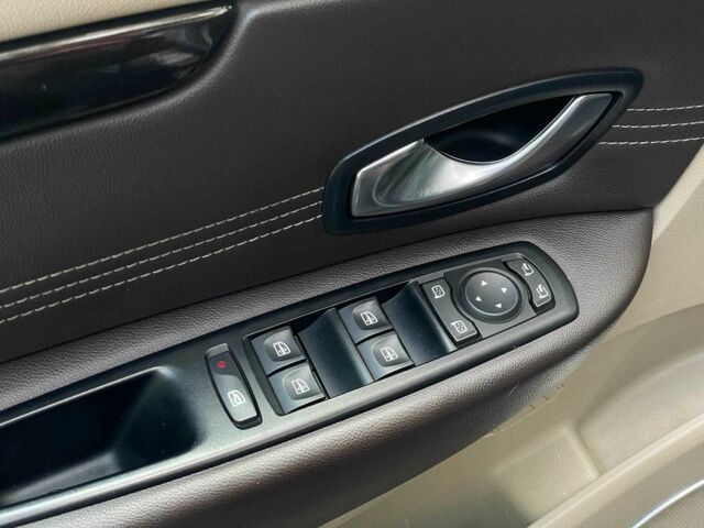 Коричневий Рено Сценік, об'ємом двигуна 1.9 л та пробігом 303 тис. км за 6190 $, фото 13 на Automoto.ua