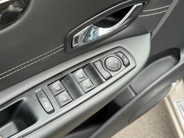 Коричневый Рено Сценик, объемом двигателя 1.5 л и пробегом 215 тыс. км за 9900 $, фото 7 на Automoto.ua