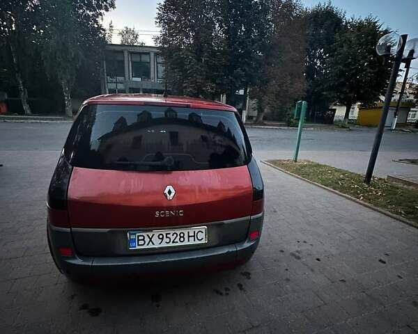 Красный Рено Сценик, объемом двигателя 1.6 л и пробегом 250 тыс. км за 3650 $, фото 7 на Automoto.ua