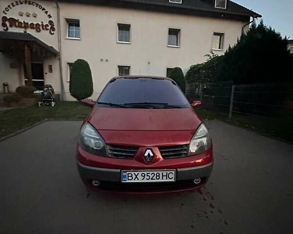 Красный Рено Сценик, объемом двигателя 1.6 л и пробегом 250 тыс. км за 3650 $, фото 3 на Automoto.ua