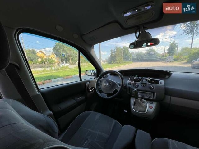 Красный Рено Сценик, объемом двигателя 1.5 л и пробегом 300 тыс. км за 2950 $, фото 34 на Automoto.ua