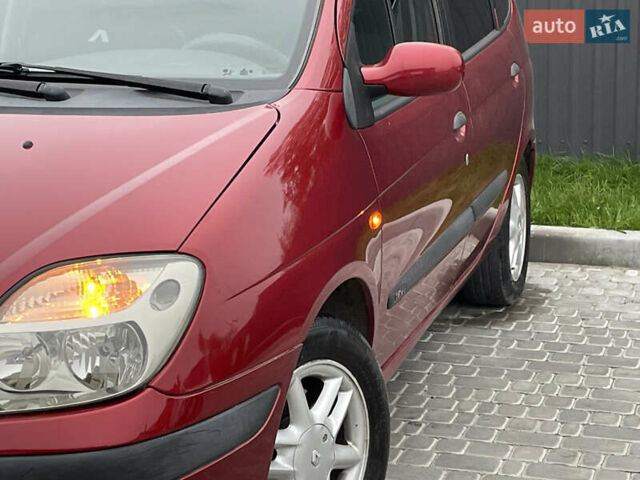 Рено Сценік 2003 у Дрогобичі на Automoto.ua Червоний Рено Сценік, об'ємом двигуна 1.6 л та пробігом 200 тис. км за 3750 $, фото 5 на Automoto.ua