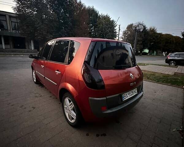 Красный Рено Сценик, объемом двигателя 1.6 л и пробегом 250 тыс. км за 3650 $, фото 4 на Automoto.ua