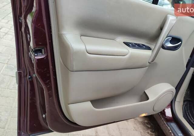 Червоний Рено Сценік, об'ємом двигуна 2 л та пробігом 215 тис. км за 5800 $, фото 9 на Automoto.ua
