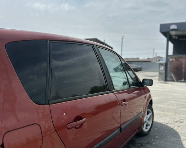 Красный Рено Сценик, объемом двигателя 1.5 л и пробегом 268 тыс. км за 3200 $, фото 3 на Automoto.ua