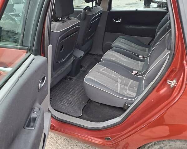 Червоний Рено Сценік, об'ємом двигуна 1.6 л та пробігом 200 тис. км за 4500 $, фото 11 на Automoto.ua