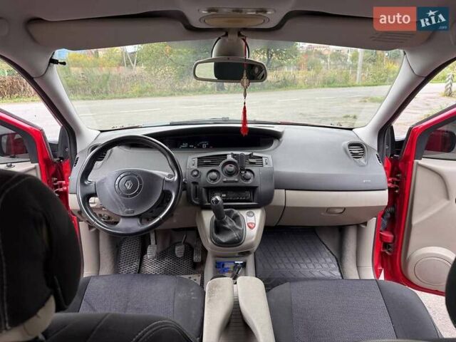 Червоний Рено Сценік, об'ємом двигуна 1.6 л та пробігом 294 тис. км за 4200 $, фото 3 на Automoto.ua
