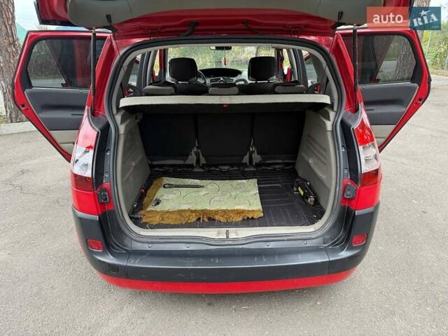 Червоний Рено Сценік, об'ємом двигуна 1.6 л та пробігом 294 тис. км за 4200 $, фото 16 на Automoto.ua
