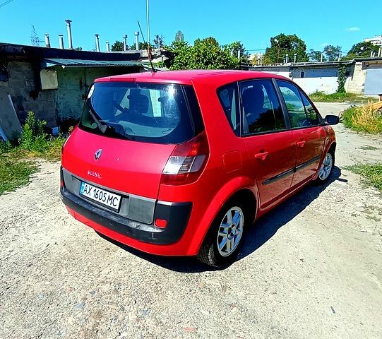 Красный Рено Сценик, объемом двигателя 1.6 л и пробегом 345 тыс. км за 4100 $, фото 2 на Automoto.ua