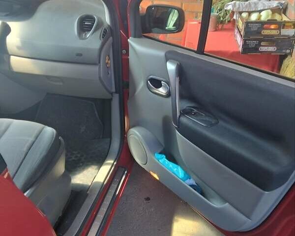 Рено Сценик 2004 в Виннице на Automoto.ua Красный Рено Сценик, объемом двигателя 1.46 л и пробегом 289 тыс. км за 4500 $, фото 3 на Automoto.ua