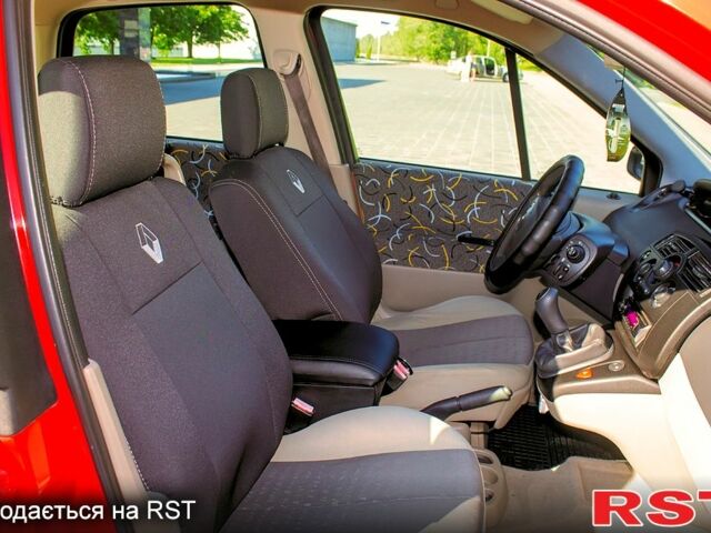 Красный Рено Сценик, объемом двигателя 1.4 л и пробегом 242 тыс. км за 3500 $, фото 8 на Automoto.ua