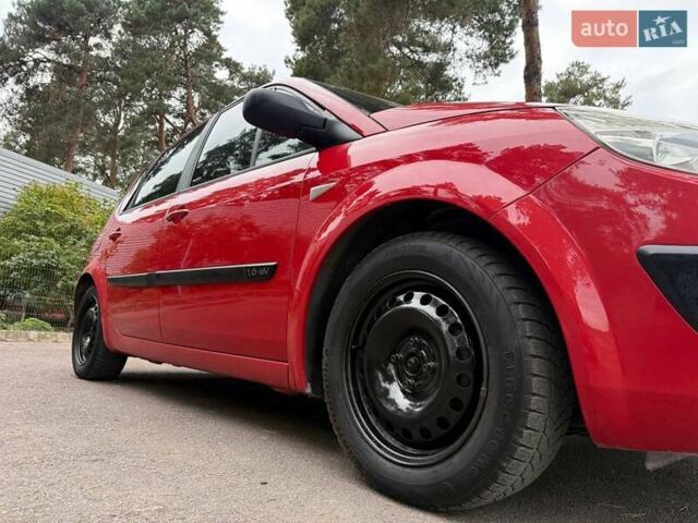 Червоний Рено Сценік, об'ємом двигуна 1.6 л та пробігом 294 тис. км за 4200 $, фото 7 на Automoto.ua