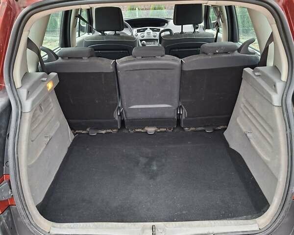 Червоний Рено Сценік, об'ємом двигуна 1.6 л та пробігом 200 тис. км за 4500 $, фото 10 на Automoto.ua