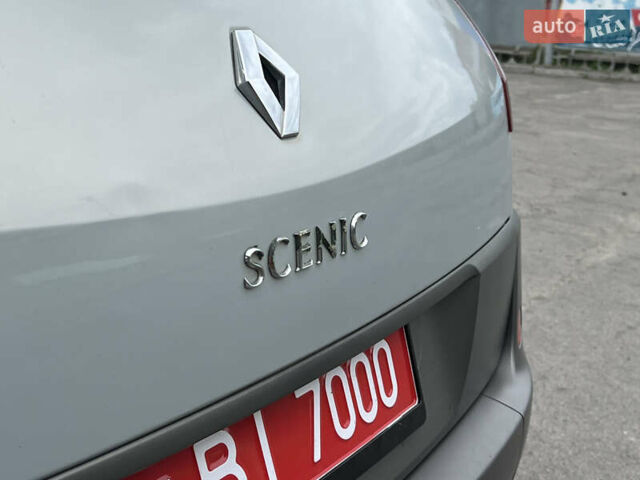 Червоний Рено Сценік, об'ємом двигуна 1.6 л та пробігом 242 тис. км за 4700 $, фото 23 на Automoto.ua