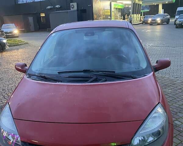 Красный Рено Сценик, объемом двигателя 2 л и пробегом 200 тыс. км за 4800 $, фото 2 на Automoto.ua