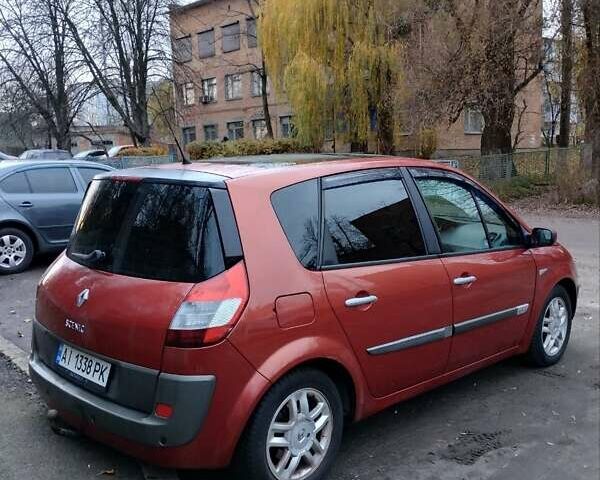 Красный Рено Сценик, объемом двигателя 1.6 л и пробегом 259 тыс. км за 4200 $, фото 4 на Automoto.ua
