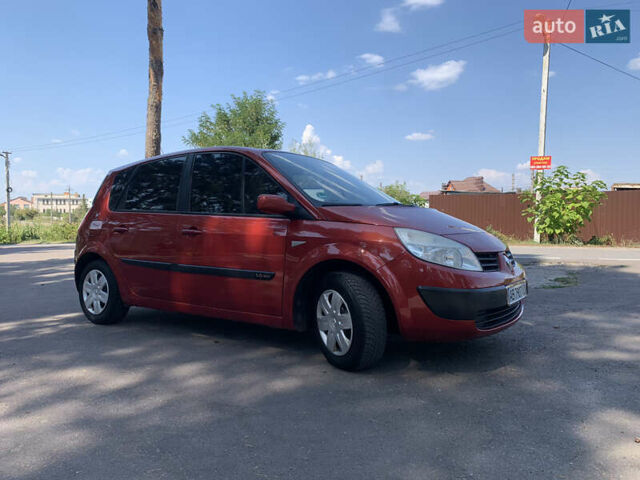 Красный Рено Сценик, объемом двигателя 1.6 л и пробегом 190 тыс. км за 4700 $, фото 1 на Automoto.ua