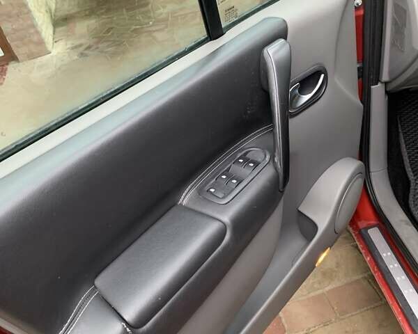 Красный Рено Сценик, объемом двигателя 1.6 л и пробегом 211 тыс. км за 5400 $, фото 7 на Automoto.ua