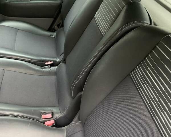 Червоний Рено Сценік, об'ємом двигуна 1.6 л та пробігом 211 тис. км за 4800 $, фото 2 на Automoto.ua