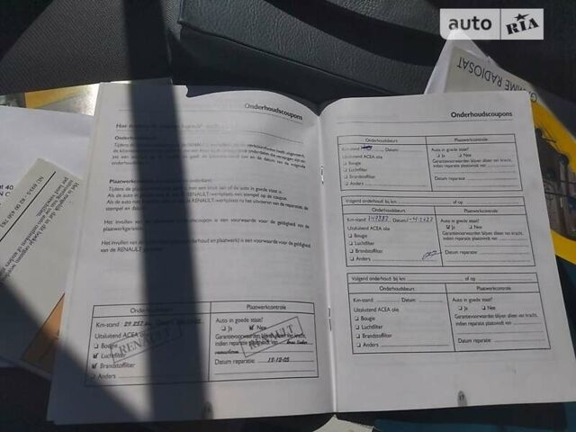 Червоний Рено Сценік, об'ємом двигуна 1.6 л та пробігом 158 тис. км за 5600 $, фото 9 на Automoto.ua