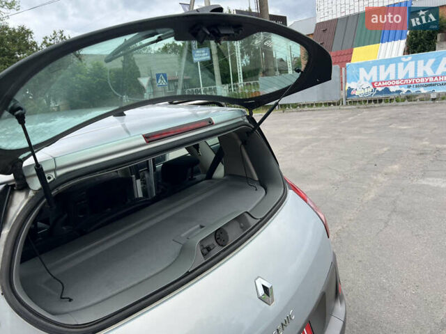 Червоний Рено Сценік, об'ємом двигуна 1.6 л та пробігом 242 тис. км за 4700 $, фото 57 на Automoto.ua