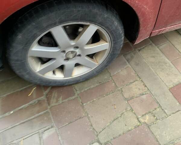 Красный Рено Сценик, объемом двигателя 1.6 л и пробегом 211 тыс. км за 5400 $, фото 4 на Automoto.ua