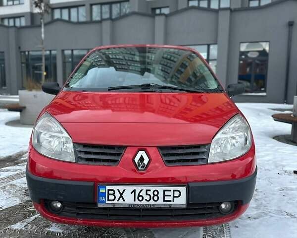 Красный Рено Сценик, объемом двигателя 1.6 л и пробегом 259 тыс. км за 3900 $, фото 9 на Automoto.ua
