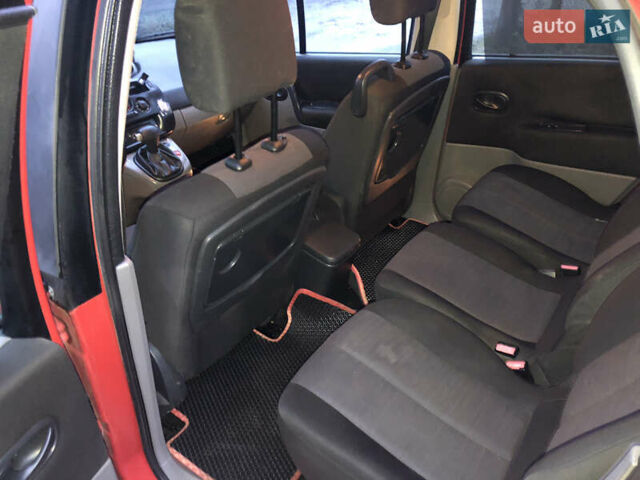 Красный Рено Сценик, объемом двигателя 1.6 л и пробегом 259 тыс. км за 3600 $, фото 4 на Automoto.ua