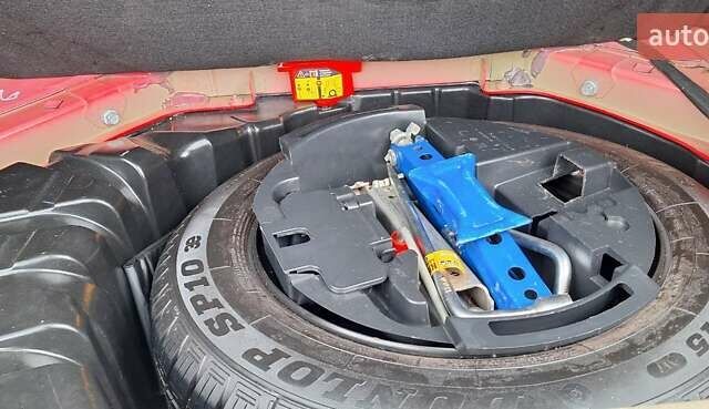 Красный Рено Сценик, объемом двигателя 1.6 л и пробегом 129 тыс. км за 4300 $, фото 10 на Automoto.ua