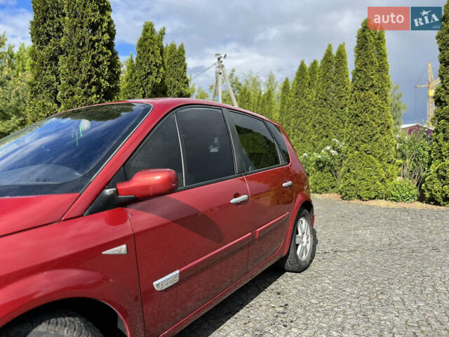 Красный Рено Сценик, объемом двигателя 1.9 л и пробегом 291 тыс. км за 3200 $, фото 4 на Automoto.ua